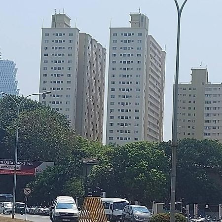 Jays Apartment - Colombo 02 At The Heart Of Convenience Bagian luar foto