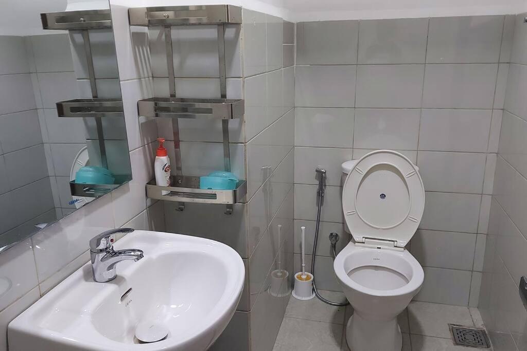 Jays Apartment - Colombo 02 At The Heart Of Convenience Bagian luar foto